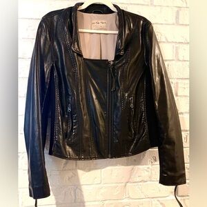 Free People “We The Free “ Women’s Black Faux Leather Moto Jacket  size M (8/10)